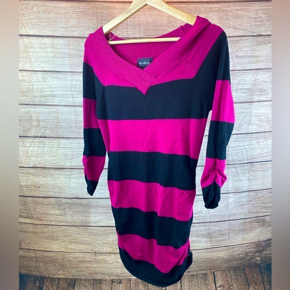 Beautiful ladies size medium sweater by Love Always
